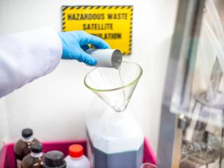 فسوحات المواد الكيميائية